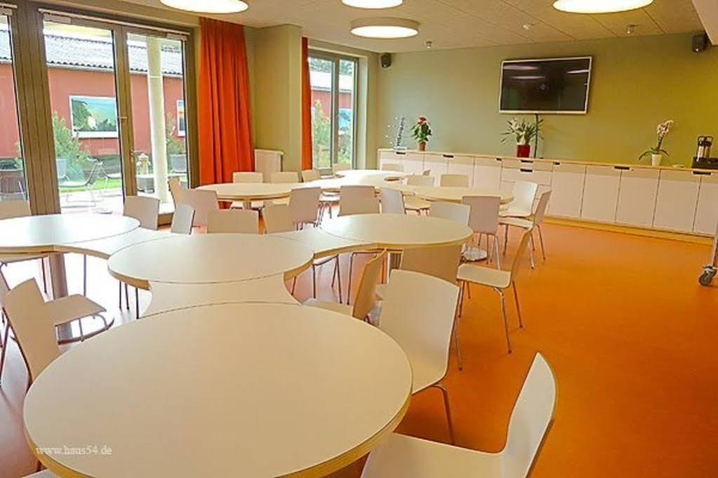 Haus 54 Vandrarhem Zingst Exteriör bild